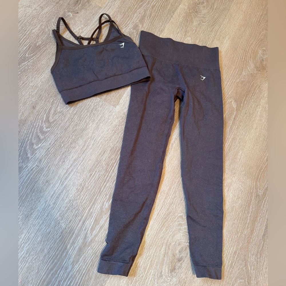 Gym Shark 2 piece set in brown